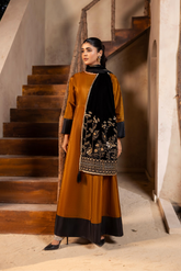 D003-VST 24 Black Staller (Dress Not Included)