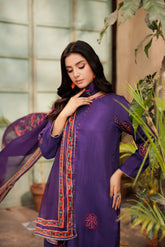 D004C-E25 Co-Ord set