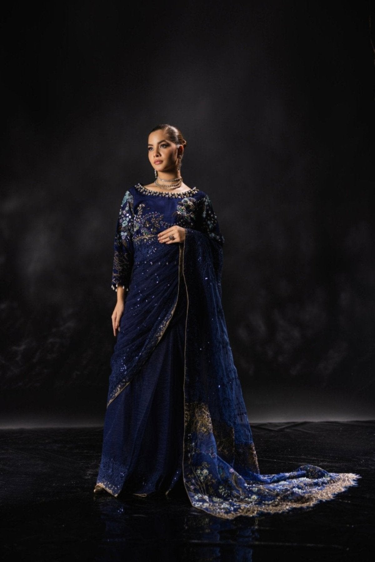 D005 -SAREE 24