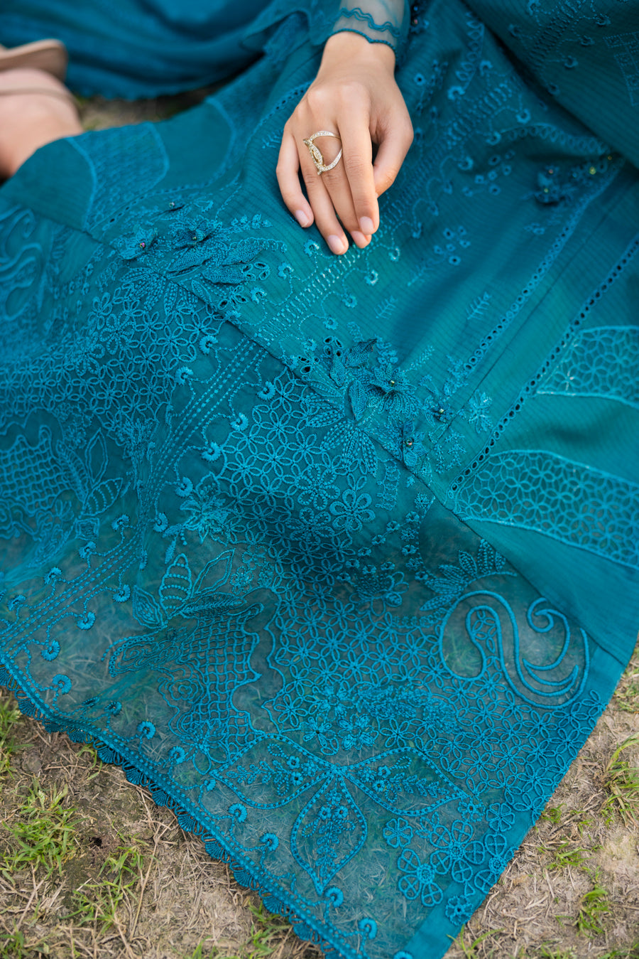 UND0012-LAWN 26